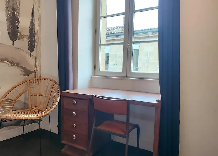 Quartier Chartrons Avec Climatisation Διαμέρισμα